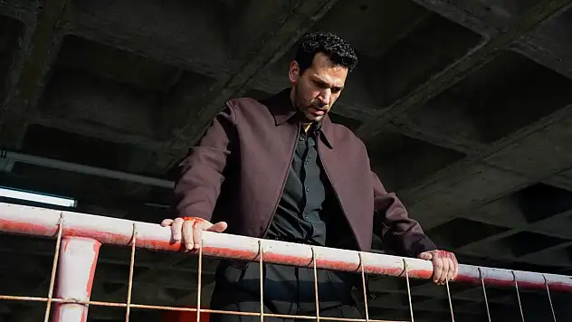Güller ve Günahlar'da Serhat gerçekleri öğrendi