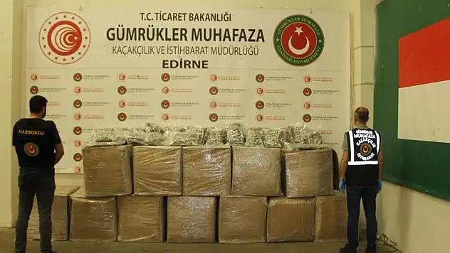 Gümrük Muhafaza ekipleri zehir tacirlerine geçit vermiyor