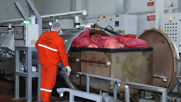 Günlük 10 ton atık bu tesiste bertaraf ediliyor