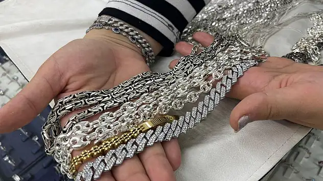 Gurbetçiler gümüşe yoğun ilgi gösteriyor