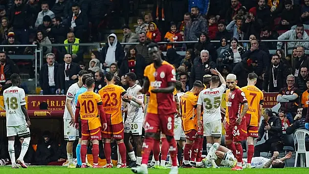 Hakem kırmızı kartı es geçti, Konyaspor Galatasaray'a mağlup oldu! 1-0