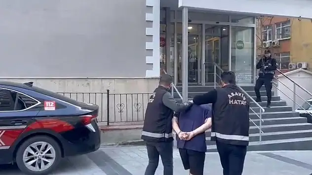 Haklarında 219 yıl ceza bulunan 2 firari yakalandı