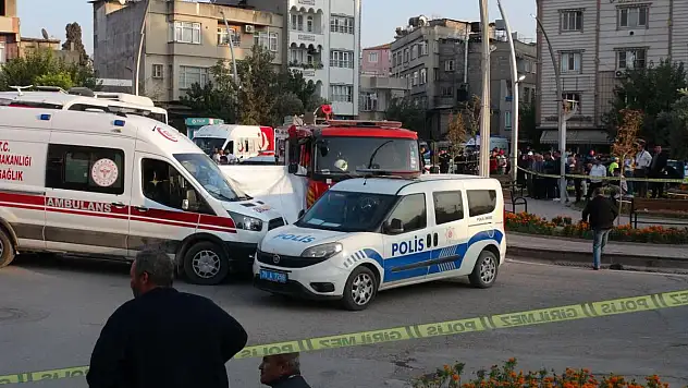Halk otobüsünün çarptığı kadın hayatını kaybetti