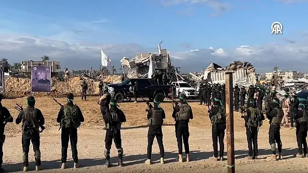 Hamas: İşgal devam ettiği sürece silahsızlanma söz konusu değil