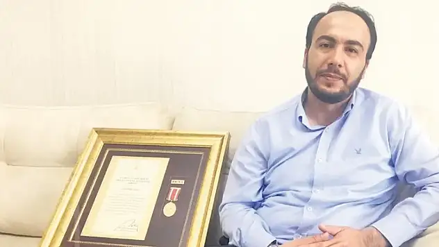 Hamile eşini Konya'da bırakıp Ankara'ya koşmuştu: Vatan sevgisinin nişanesini taşıyor!