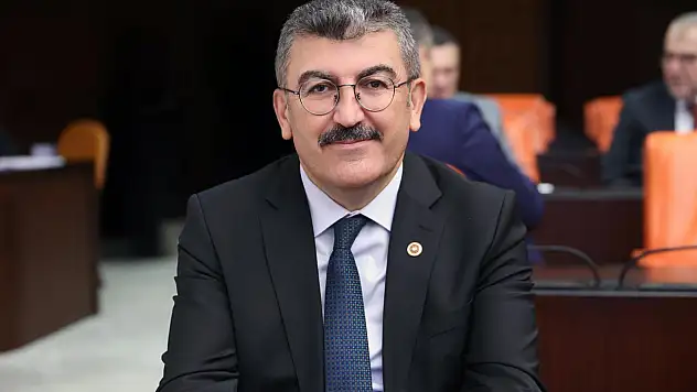 Hasan Ekici: 'Türkiye yüzyılı gençlerimizin omuzlarında yükselecektir'