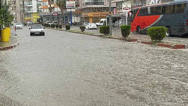 Hatay'ın Dörtyol ve Payas ilçeleri için sağanak uyarısı