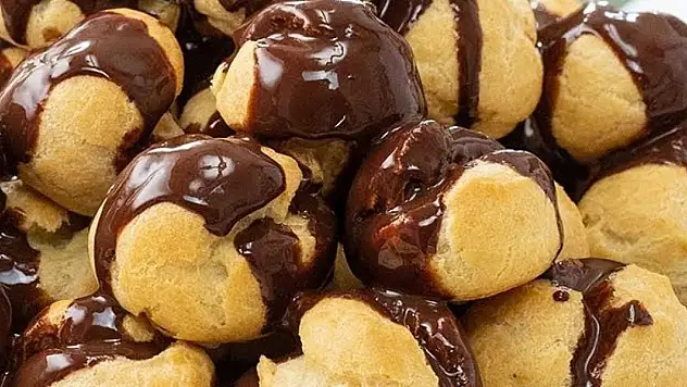 Hazırlamak öyle kolay ki : Pastane usulü profiterol yapmanın en kolay yolu