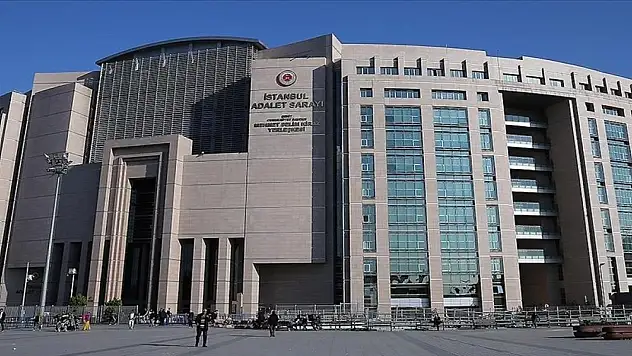 Hazreti Muhammed'in karikatürünü yayımlayan dergiye yönelik soruşturmada 3 zanlı gözaltına alındı