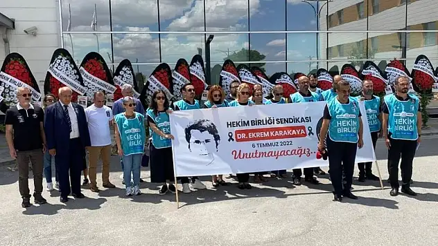 Hekim Birliği Dr. Karakaya'yı unutmadı