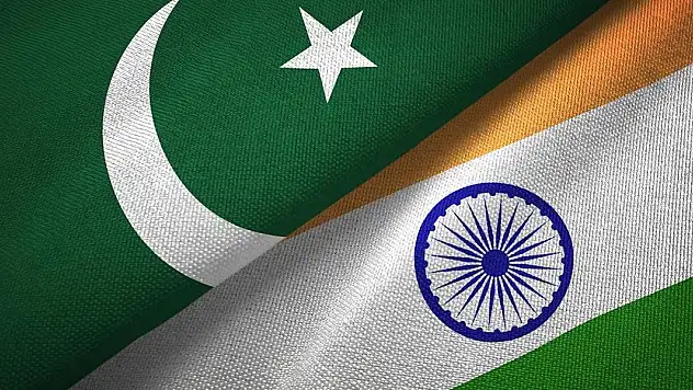 Hindistan, Pakistan'dan yapılan tüm ithalatı ikinci bir emre kadar yasakladı