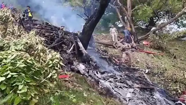 Hindistan'da helikopter kazası: 7 ölü