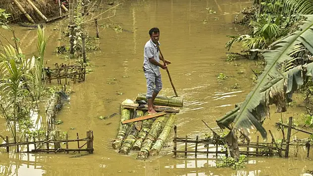 Hindistan'daki sel felaketinde can kaybı 78'e çıktı