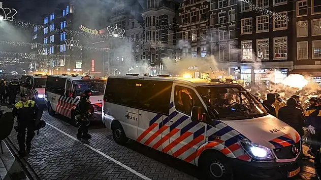 Hollanda'da güvenlik birimleri İsrail'in ülke siyasetine müdahalesinden rahatsız