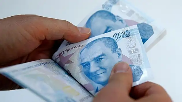 Hükümet, kamu işçisinin zam teklifini bayramdan sonra verecek