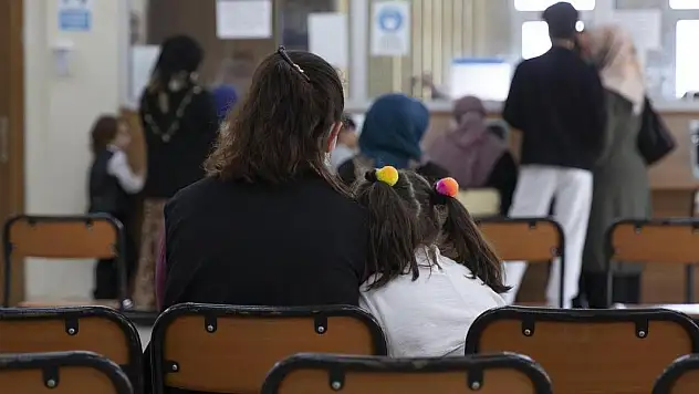 Hükümlü ve tutuklulara 19 Mayıs'ta açık görüş imkanı tanınacak