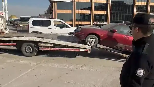 Hurda araç temizliği! 13 araç trafikten men edildi