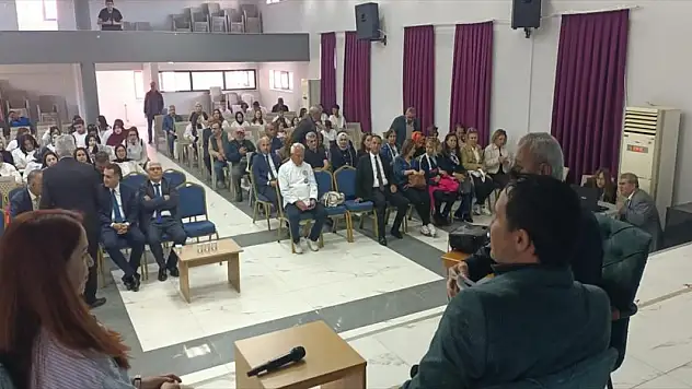 Hüyük Tarihi ve Hüyük Çileği Paneli düzenlendi