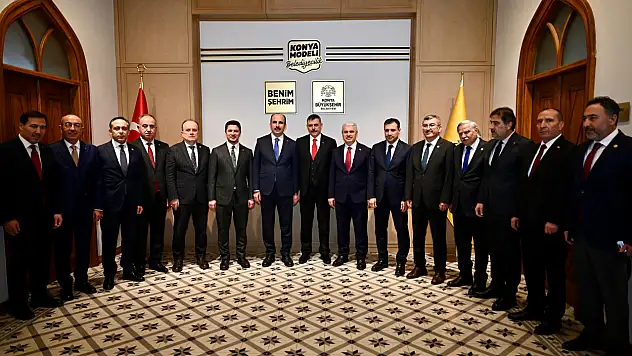 İçişleri Bakanı Çiftçi Başkan Altay'ı ziyaret etti