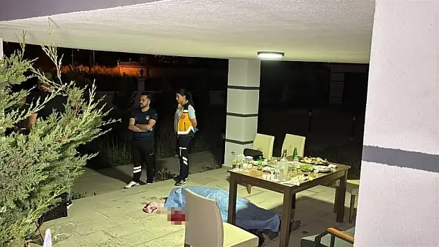 İçki masasında infaz! Katil zanlıları kamerayı söküp Konya'ya kaçtı! 3 kişi aranıyor!