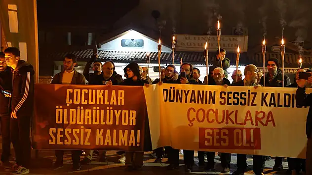 İHH Konya Şubesi'nden Dünya Çocuk Hakları Günü Yürüyüşü