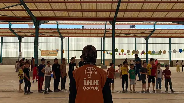 İHH Konya'dan Köy Çocuklarına Şenlikli Ziyareti!