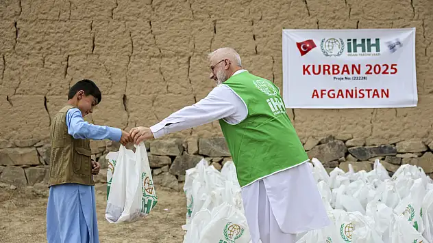 İHH kurban bedelini açıkladı! Bu yıl 61 ülkede yardım eli uzatılacak