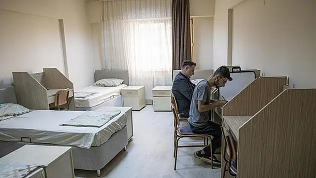 İki yurt müdürü görevden alındı
