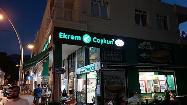 İlk Günden Yoğun İlgi! Ekrem Coşkun'un Yeni Şubesi Açıldı