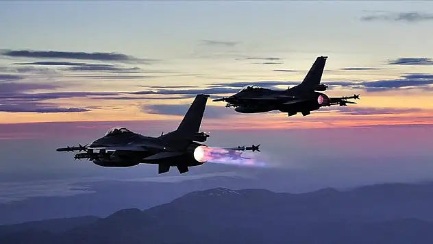 Irak'ın kuzeyine düzenlenen hava harekatında 24 terör hedefi imha edildi