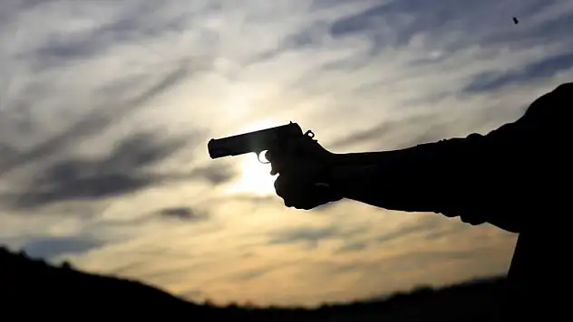 İş Yeri Kana Bulandı! Silahlı Saldırıda 3 Kişi Öldü!