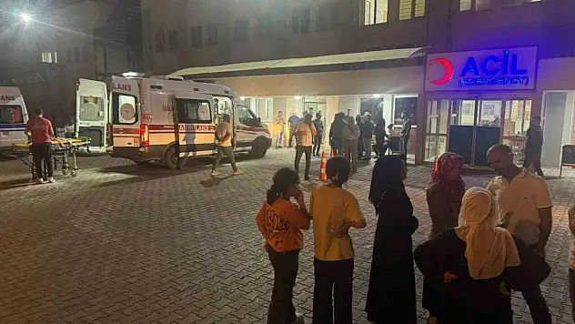 İşçileri taşıyan minibüs kaza yaptı! 7 yaralı