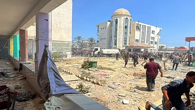 İşgalci İsrail sahra hastanesini bombaladı
