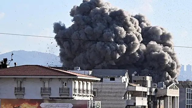 İşgalci İsrail'in Lübnan'a saldırılarında 4 bin 47 kişi öldü
