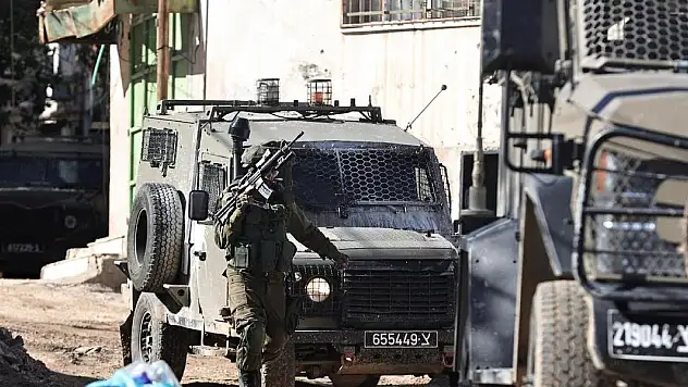 İsrail Batı Şeria'da 8 bin 745 Filistinliyi gözaltına aldı