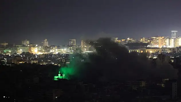 İsrail'in bu gece Lübnan'a düzenlediği saldırılarda 3 kişi hayatını kaybetti