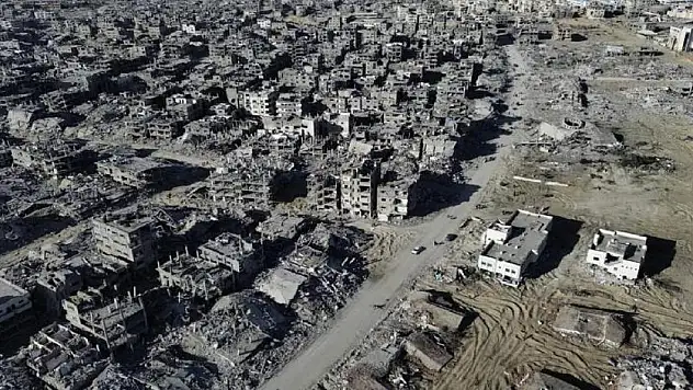 İsrail, saldırılarını Refah kentine doğru genişletti