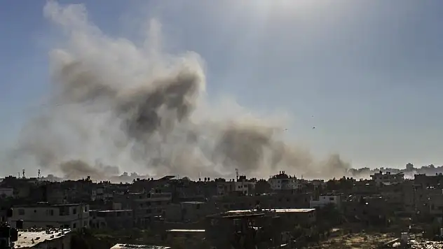 İsrail'in Gazze'de birçok noktaya düzenlediği saldırıda 11 kişi öldü