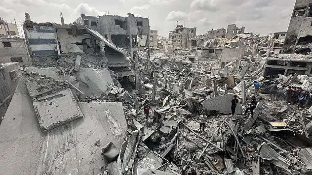 İsrail'in Gazze'ye saldırılarında can kaybı 69 bin 176'ya yükseldi