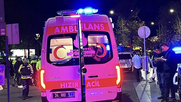İstanbul Boğazı'nda Yolcu Vapuru ile Yük Gemisi Çarpıştı! 8 Yaralı