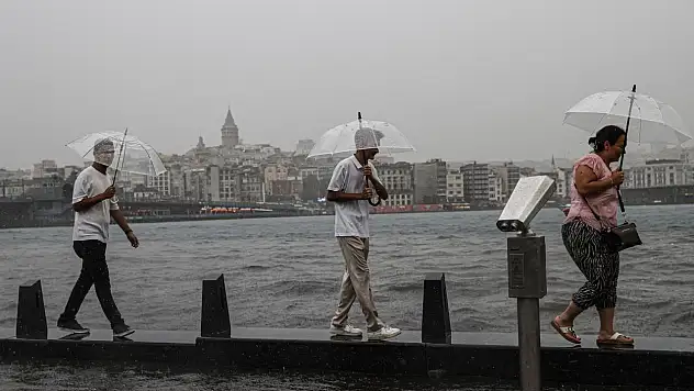 İstanbul için sel uyarısı! İstanbul'da hava nasıl olacak? Yağış devam edecek mi?