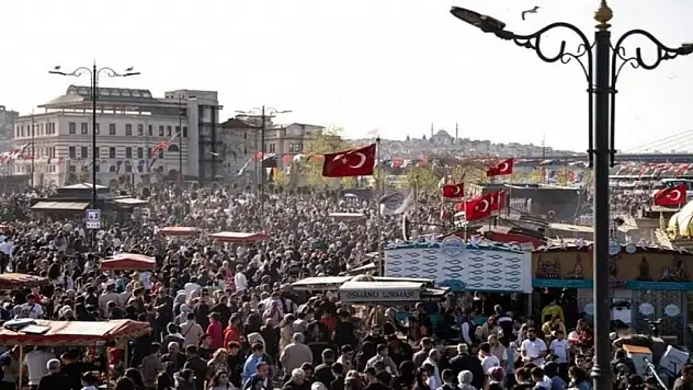 İstanbul'da bayram yoğunluğu son gününde de sürdü