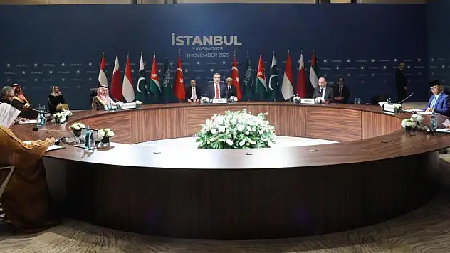 İstanbul'da Gazze Zirvesi başladı