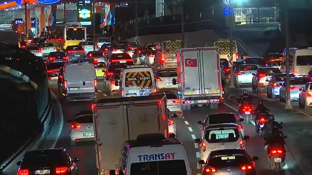 İstanbul'da trafik yoğunluğu yüzde 85'e ulaştı