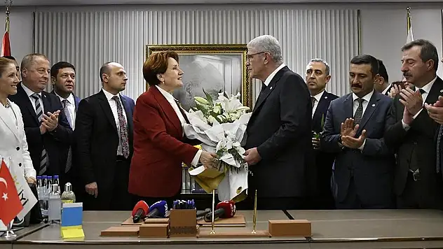 İyi Parti'de devir teslim töreni