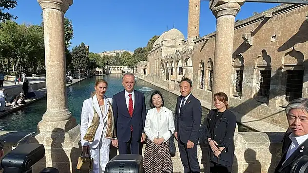 Japonya Altes Prensesi Mikasa, Balıklıgöl'ü ziyaret etti