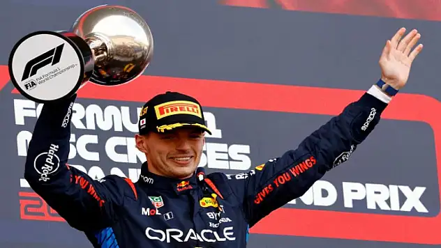 Japonya'da kazanan Max Verstappen