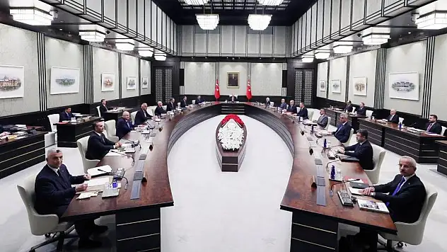 Kabine bugün toplanacak