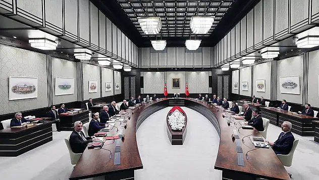 Kabine bugün toplanıyor! İşte masadaki konu başlıkları...