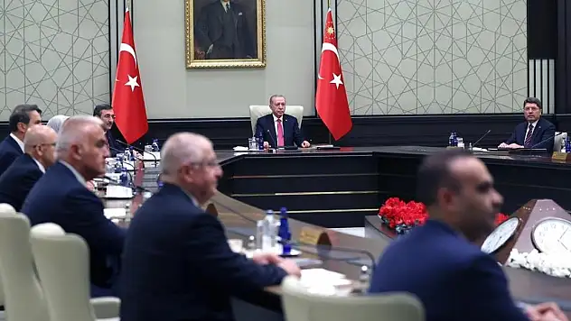 Kabine 'Suriye ve asgari ücret' gündemiyle toplanıyor